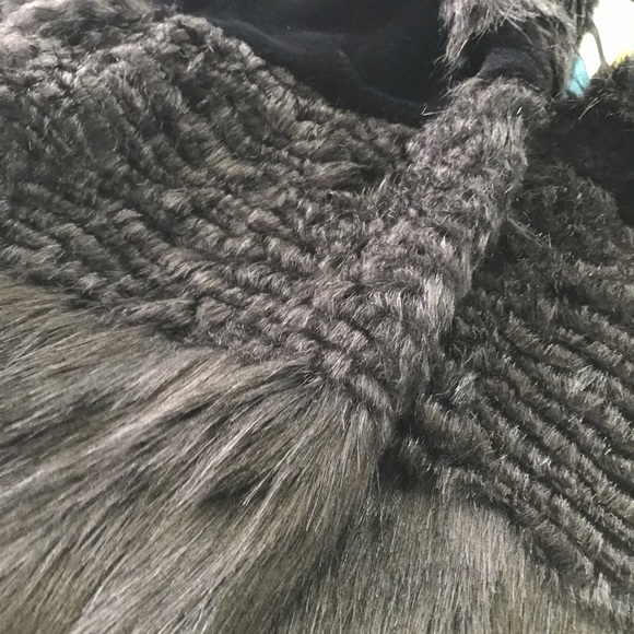 CeLeste by Bibhu fur cape black and white - Picture 3 of 13